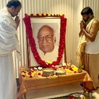 Chiranjeevi pays tribute to his father