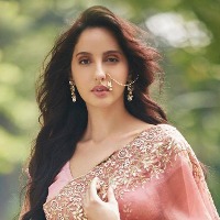 Bollywood actress Nora Fatehi suffering from Corona