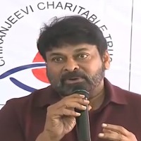 Chiranjeevi Distributes Life Time Health Cards For Cine Industry Workers