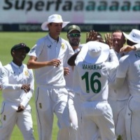 SA v IND, 2nd Test: Elgar, Petersen rescue South Africa after bowlers restrict India to 202