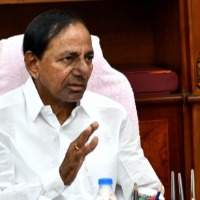 Centre's 'faulty' policies affecting farmers, KCR writes to PM