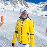 Samantha tours in Swiss snowy mountains 
