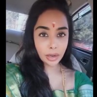 Sri Reddy apologizes to Chiranjeevi mother Anjana Devi