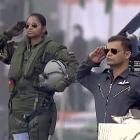 Rafael First Woman Pilot Shivangi Singh Represents IAF Tableau