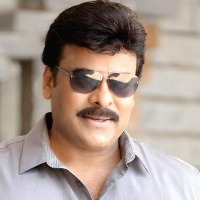 Chiranjeevi greets his mother on her birthday