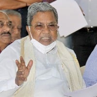 It is a 'sab ka vinash' budget, says Siddaramaiah
