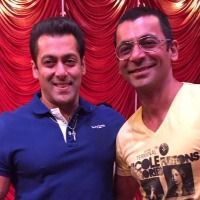 Salman Khan suggests his personal team of doctors to keep an eye on Sunil Grover health