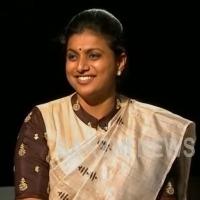 Roja calls on Stalin, briefs him on Tamils problems in AP 