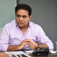 PM should apologise to people of Telangana: KTR