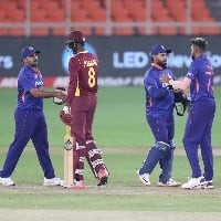 2nd ODI: India beat West Indies by 44 runs, take unassailable 2-0 series lead