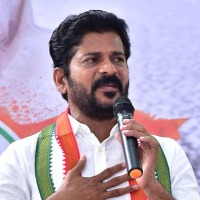 Oosaravelli is role model to KCR says Revanth Reddy