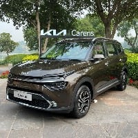 KIA launched Carens in India