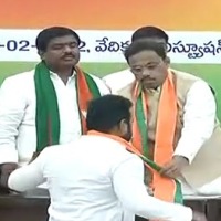 yuva telangana party mergers in bjp