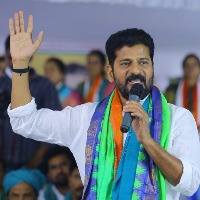 Revanth Reddy comments on CM KCR