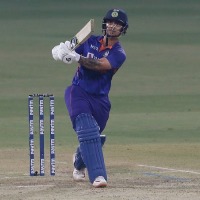 Ishan Kishan and Shreyas Iyer hammers Sri Lanka bowlers in Lucknow