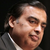 Reliance to take over Future Retail outlets