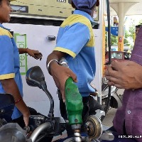Petrol diesel price hikes to restart from next week 