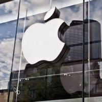 apple stops its sales in russia