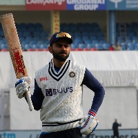 1st Test: India win toss, elect to bat first in Kohli's 100th Test