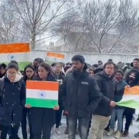 Chanting Bharat Mata ki Jai, Ukraine students make last video before moving to border