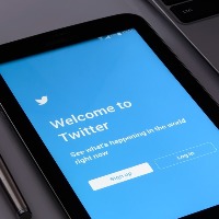 Twitter trying to fully restore service in Russia