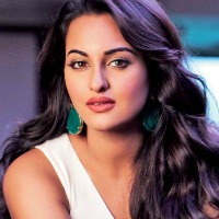 Sonakshi Sinha calls reports of non bailable warrant against her fake in statement