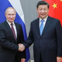 american economist stephen says xi jinping will only stop putin