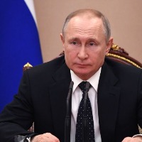 Putin reportedly sacked eight military officers 