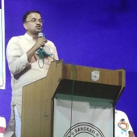 VV Lakshminarayana urges AP Govt to release scholarships for students studying in abroad 
