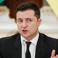 ukraine president Volodymyr Zelenskyy visited hospital where injured soldiers are in treatment