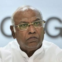 congress leader mallikharjuna kharge lashes out sibal and co