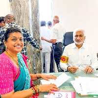 Vijayasai Reddy and Roja discussions on strengthening of party