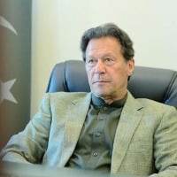 24 mps and 3 ministers of imran khan party resigns in pakistan