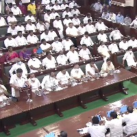 aiadmk mlas slogans in tamilnadu assembly budjet session