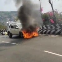 Car caught in fire at Tirumala second ghat road