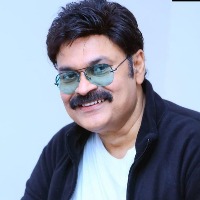 Nagababu chitchat with fans in social media