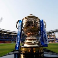 KKR won the toss in the IPL new season inaugural match