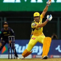 Dhoni dashing innings helps CSK reasonable score