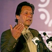 pakistan prime minister imran khan to resign today