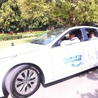 Nitin Gadkari visits Parliament in hydrogen-powered car