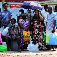 Sri Lanka people suffering with food shortage