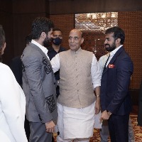 Vijay Devarakonda JGM team met defense minister Rajnath Singh in Delhi