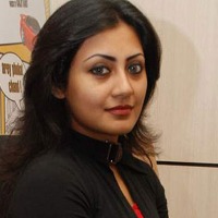 Actress Rimi Sen cheated by her friend