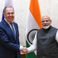 Lavrov meets Modi, apprises him of Ukraine crisis, bilateral initiatives