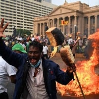 Sri Lanka crisis takes Violence shape and president went to secret place
