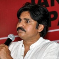 pawan kalyan says janasena will give one lack to Lease farmer family whocommits suicide
