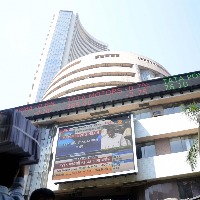 Indices extend gains on HDFC merger deal; Sensex up over 1,400 pts