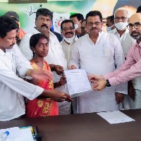 AP Minister Cherukuvada Sri Ranganadha Raju distributed IIFL Home Loan sanction letters to BLC-PMAY(U) beneficiaries