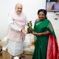 governor tamilisai harsh comments on telangana government
