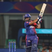 LSG restricts Delhi Capitals for 149 runs